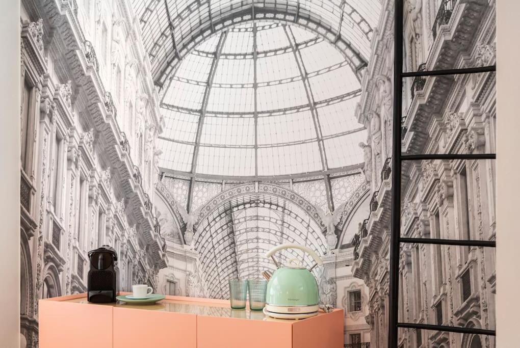 Amazing apartment in Duomo Milaan Buitenkant foto
